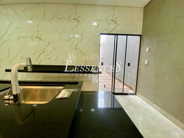 Casa para Venda em Goiânia - 5