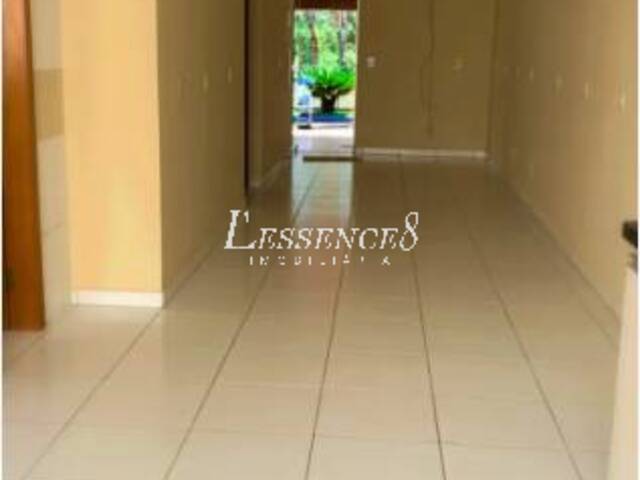 #1106 - Casa em condomínio para Venda em Goiânia - GO - 2