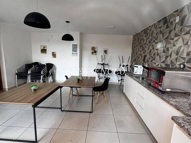 #1115 - Apartamento para Venda em Aparecida de Goiânia - GO - 2