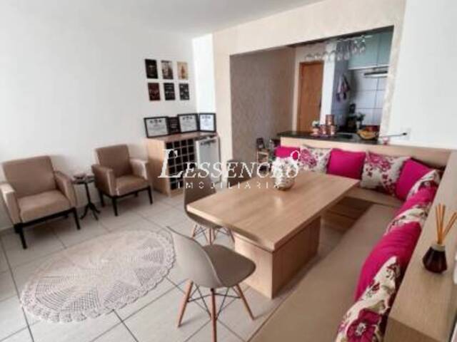 #1124 - Apartamento para Venda em Anápolis - GO - 2