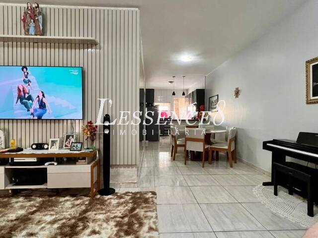 Casa para Venda em Aparecida de Goiânia - 5