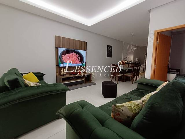 Casa para Venda em Goiânia - 2