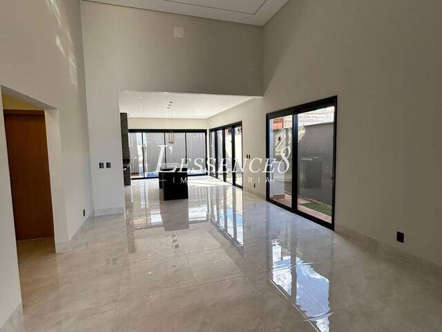 Casa para Venda em Senador Canedo - 4