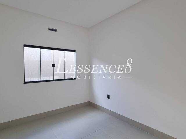 #1147 - Casa para Venda em Goiânia - GO - 3