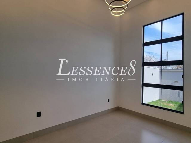 Casa para Venda em Goiânia - 5