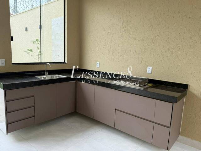 #1155 - Casa para Venda em Goiânia - GO - 3