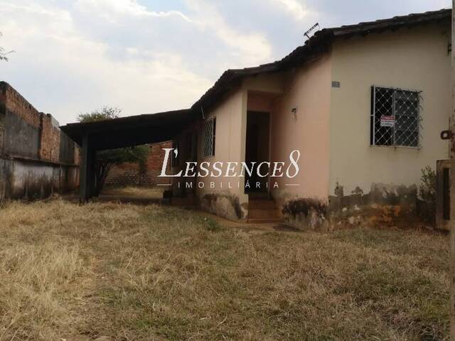 #1171 - Casa para Venda em Goiânia - GO - 1