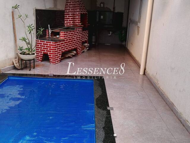 #1174 - Casa para Venda em Goiânia - GO - 1