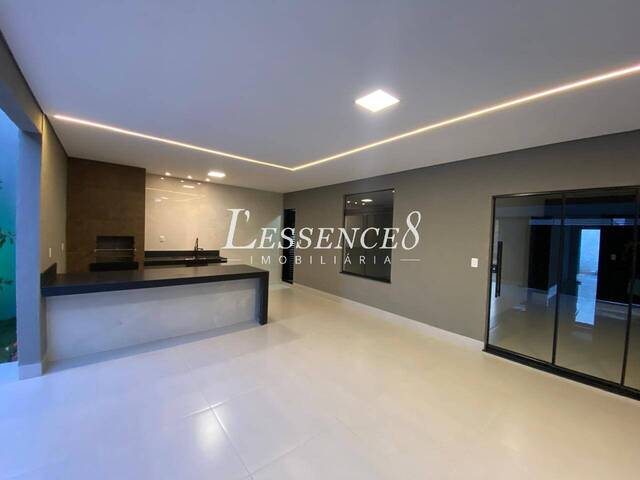 #1177 - Casa para Venda em Aparecida de Goiânia - GO - 3