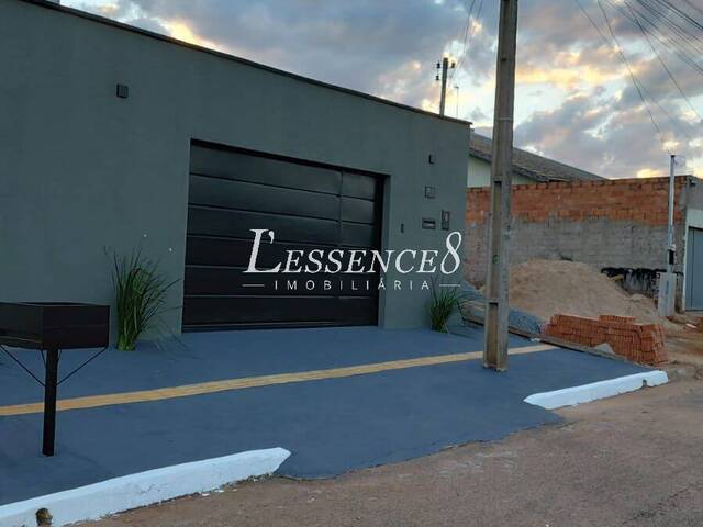 #1178 - Casa para Venda em Goiânia - GO - 1