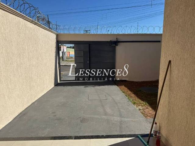 #1188 - Casa para Venda em Aparecida de Goiânia - GO - 1