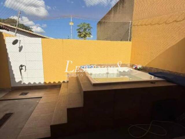 #1199 - Casa para Venda em Aparecida de Goiânia - GO - 2