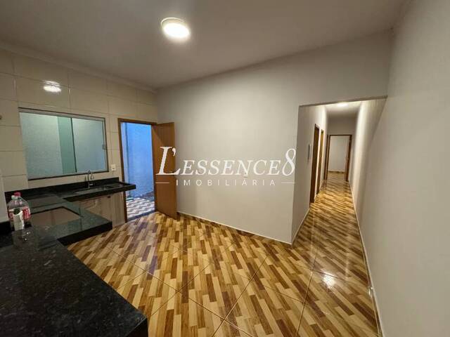 Casa para Venda em Anápolis - 5