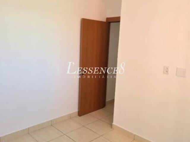 Apartamento para Venda em Aparecida de Goiânia - 5