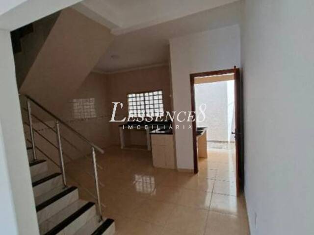 #1226 - Sobrado para Venda em Aparecida de Goiânia - GO - 3