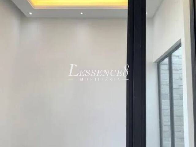 Casa para Venda em Goiânia - 4