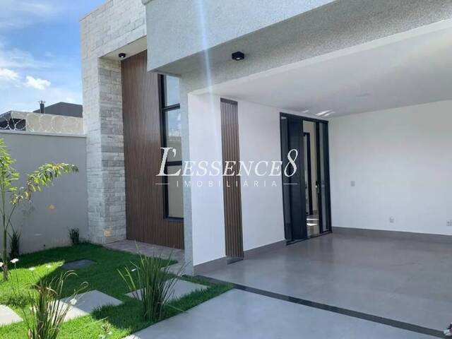 #1235 - Casa para Venda em Goiânia - GO - 1