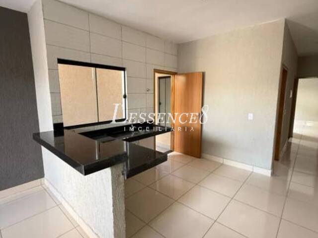 #1243 - Casa para Venda em Trindade - GO - 3