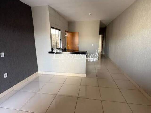 #1243 - Casa para Venda em Trindade - GO - 2