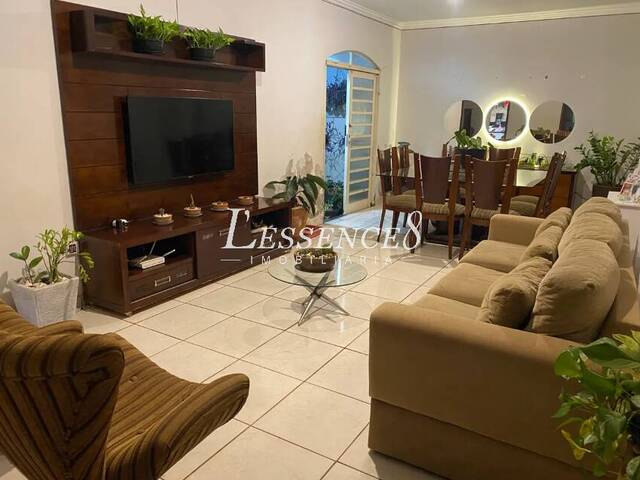 Casa para Venda em Goiânia - 4