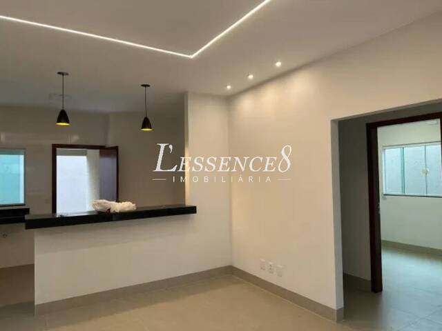 #1248 - Casa para Venda em Abadia de Goiás - GO - 3