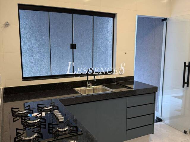 #1257 - Casa para Venda em Goiânia - GO - 3