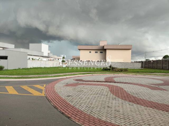 Área para Venda em Aparecida de Goiânia - 4