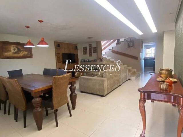 #1440 - Casa em condomínio para Venda em Goiânia - GO - 2