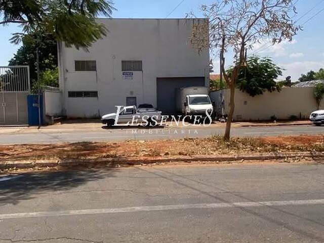 #1451 - Galpão para Venda em Goiânia - GO - 2
