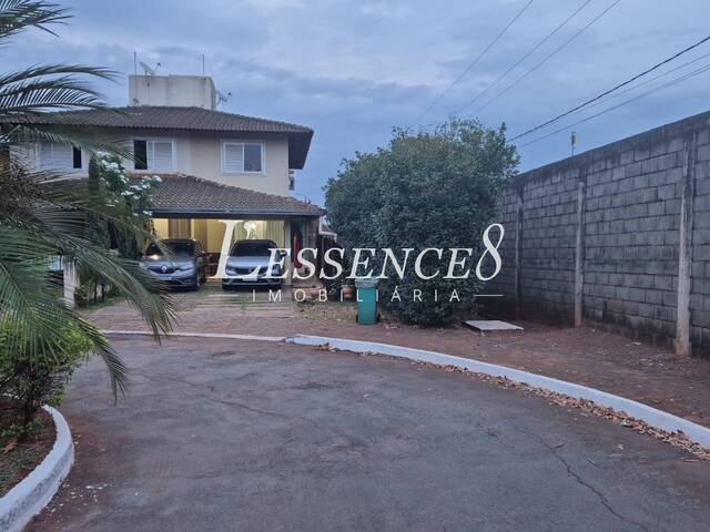 #1464 - Casa para Venda em Goiânia - GO - 2