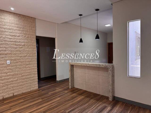 #1494 - Casa para Venda em Goiânia - GO - 2