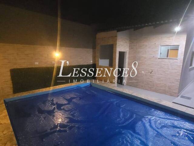 #1496 - Casa para Venda em Aparecida de Goiânia - GO - 1