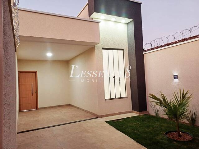 #1517 - Casa para Venda em Goiânia - GO - 1