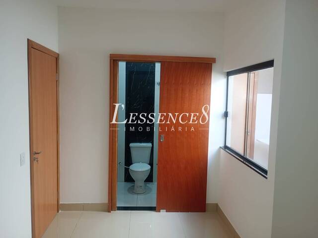 Casa para Venda em Goiânia - 4