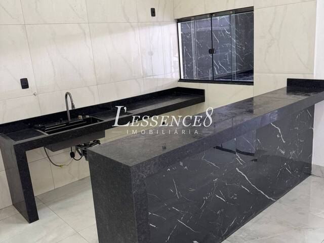 Casa para Venda em Senador Canedo - 4