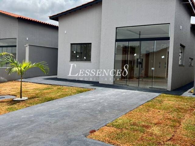 #1521 - Casa em condomínio para Venda em Trindade - GO - 2