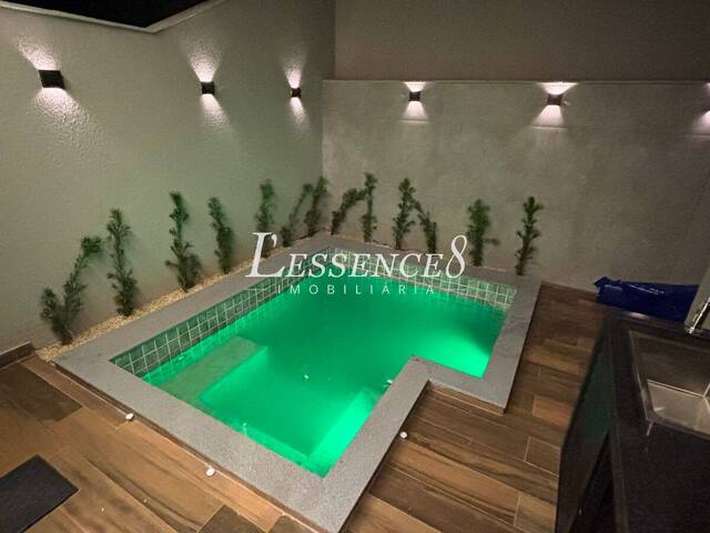 Casa para Venda em Senador Canedo - 4