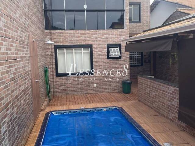 #1542 - Sobrado para Venda em Goiânia - GO - 3