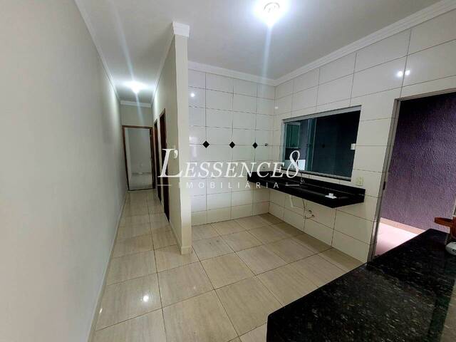 Casa para Venda em Goiânia - 5