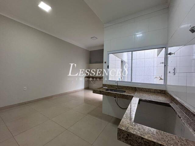 Casa para Venda em Goiânia - 5