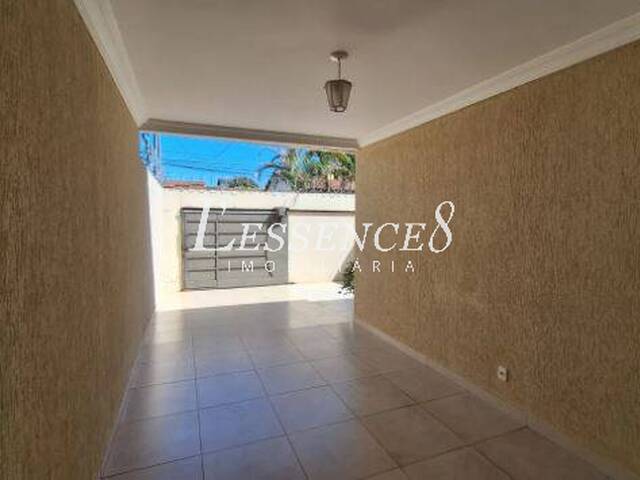 Casa para Venda em Goiânia - 4