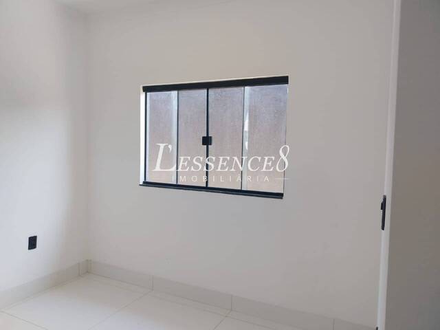 #1574 - Casa para Venda em Aparecida de Goiânia - GO - 2