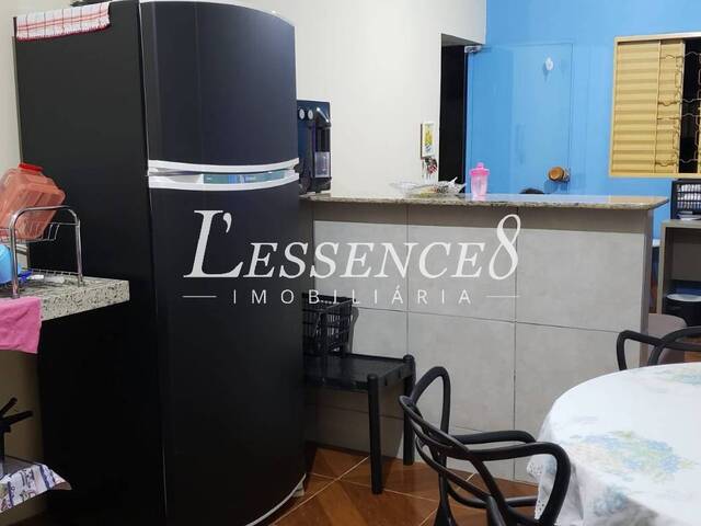 #1586 - Casa para Venda em Goiânia - GO - 2