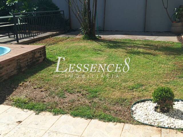 #1587 - Casa para Venda em Goiânia - GO - 2