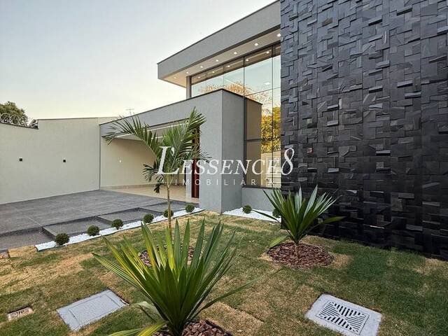 #1598 - Casa para Venda em Goiânia - GO - 2