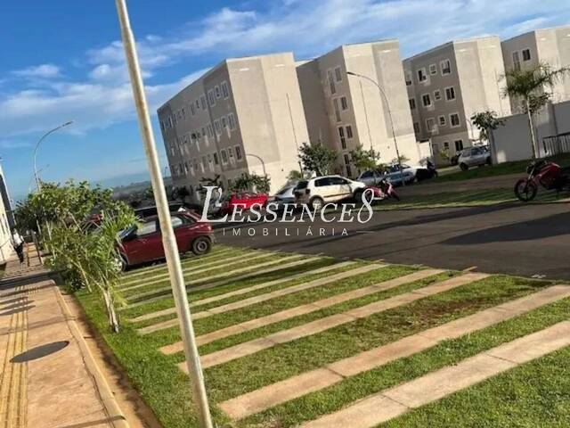 #1602 - Apartamento para Venda em Goiânia - GO - 2