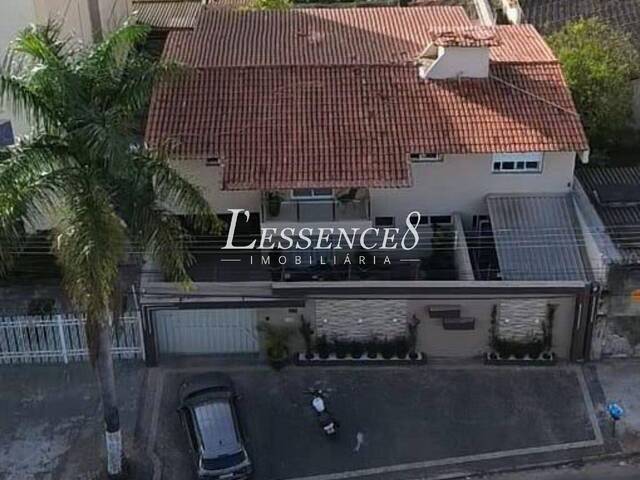 #1614 - Sobrado para Venda em Goiânia - GO - 3