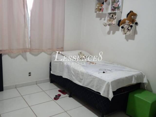 Apartamento para Venda em Goiânia - 4