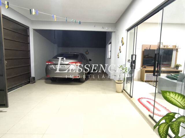 Casa para Venda em Abadia de Goiás - 3