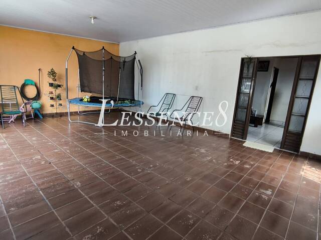 #1564 - Casa para Venda em Goiânia - GO - 2